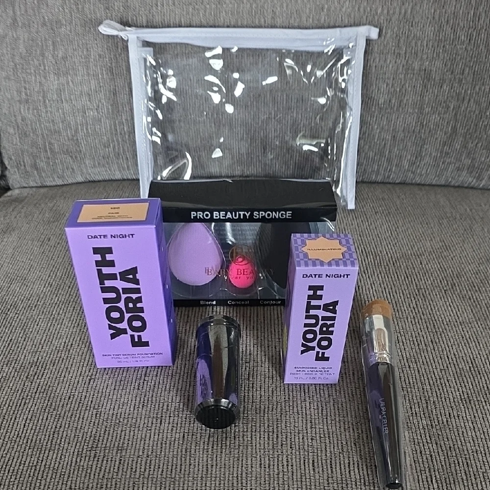 Makeup Beauty Set Includes Foundations, Brush, And Sponges - Variety Of Brands
